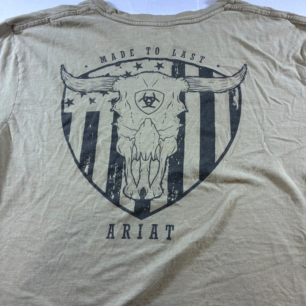 Ariat Mens Graphic T-Shirt Tan Large Bull Skull American Flag Buckle Exclusive